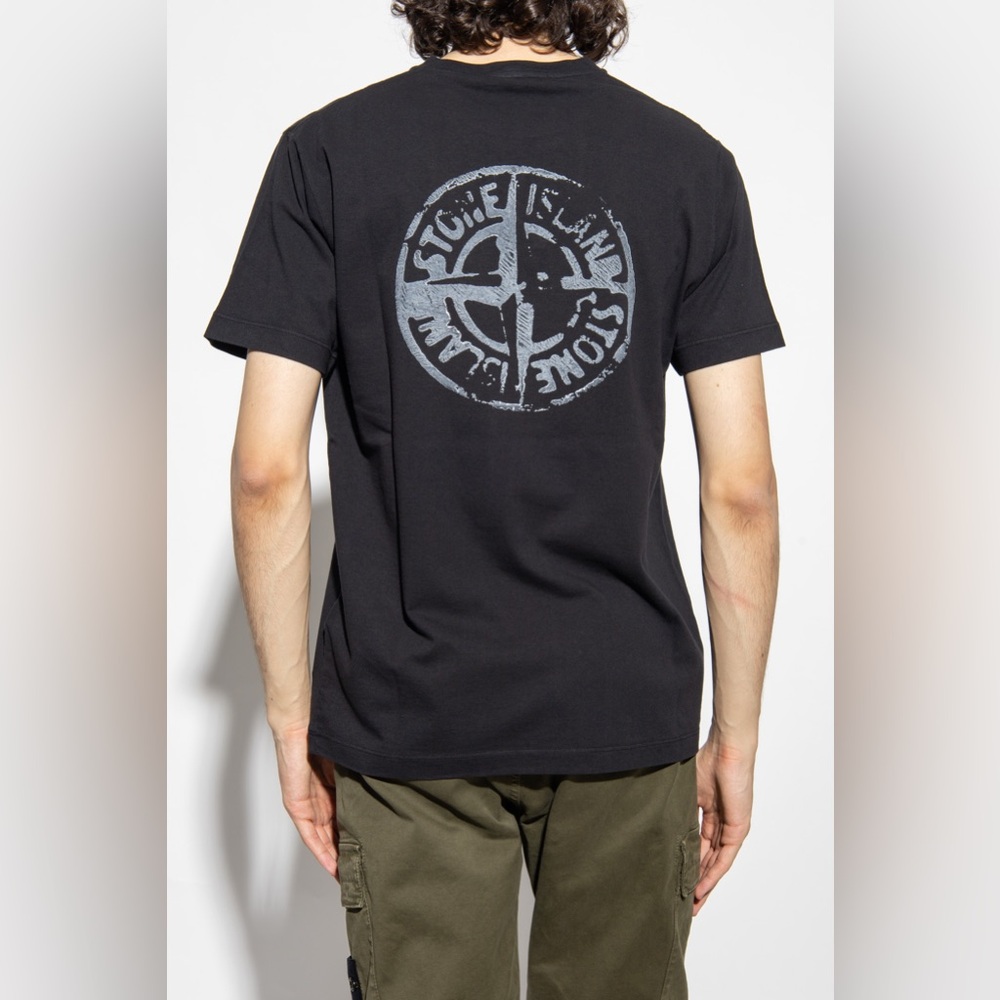 Stone Island Men’s Short Sleeve T-Shirt in Black
